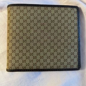 Gucci Vintage Wallet